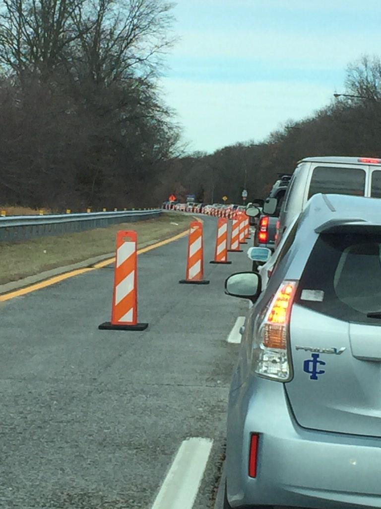 emilyaheller's tweet photo. Classic, Long Island. It's not like anyone has anywhere to be. You are PATHETIC. #ugh #somepeoplehavework http://t.co/GrKrP96dL8