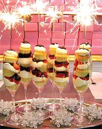 Happy New Years celebrations cupcakes ow.ly/GyuHw