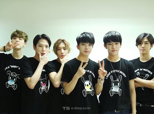OMYJEON's tweet photo. Vocês são nossa força,não nos deixe
#fandomBaby #ThankYouBAP #ILoveBAP http://t.co/P83mVNgO3w