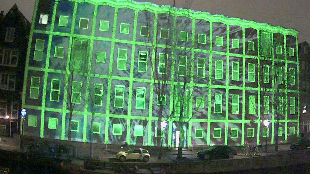 benschitterend's tweet photo. Door jou is Lux Turba Sensus een heel ander kunstwerk geworden @dekkersm. Groeten van Ben #amsterdamlight http://t.co/JbhOvjMJO8