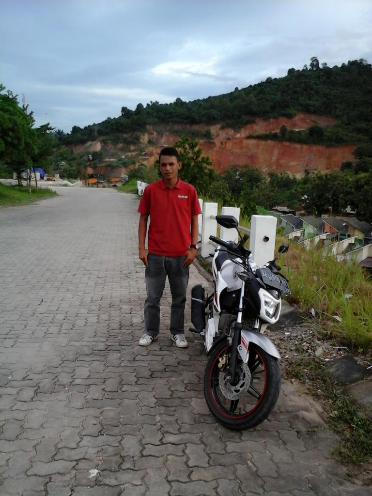 HandDicky_ tweet picture