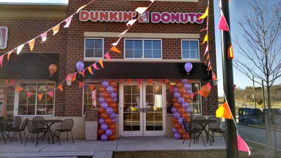 EnchantedParti's tweet image. Dunkin Donuts has our  cool columns!