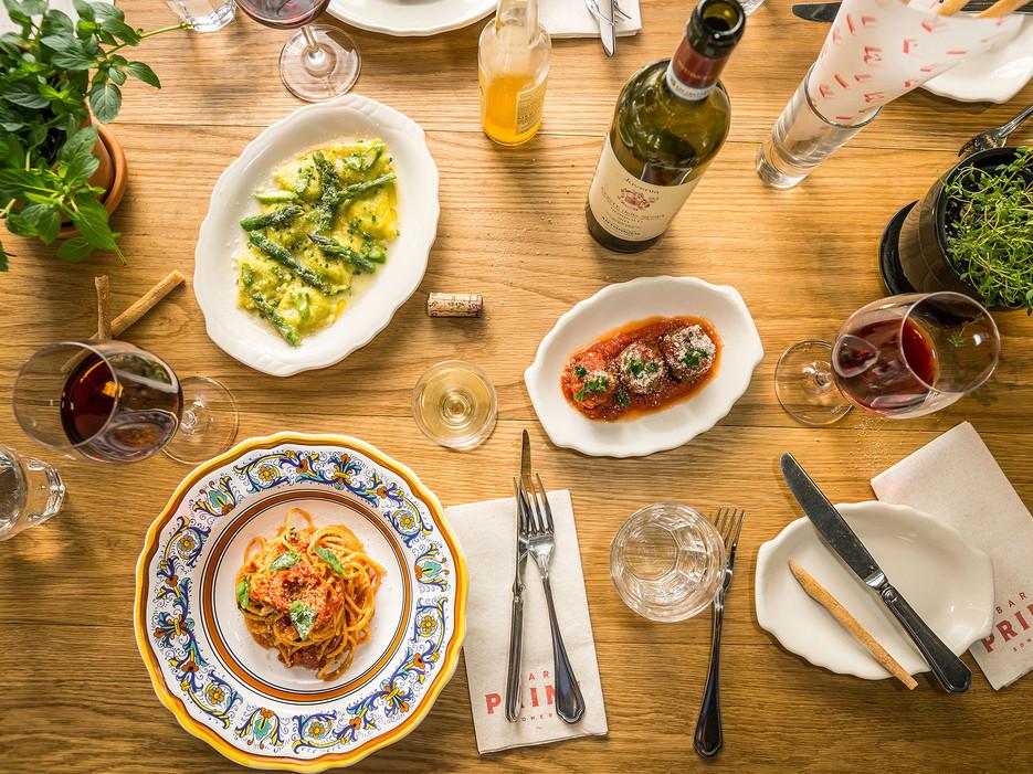 CNTraveler's tweet photo. These are the 9 best new restaurants in New York City: http://t.co/bEflO91s8t @vicsnewyork @BarPrimi @elan_nyc http://t.co/D22dpSsVqo
