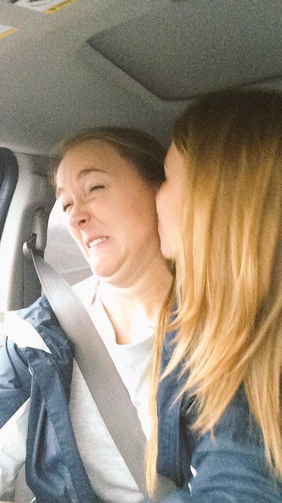 anna_crim1's tweet photo. Hbd sis!! Thx for loving me:-))) http://t.co/mkQWXVYuil