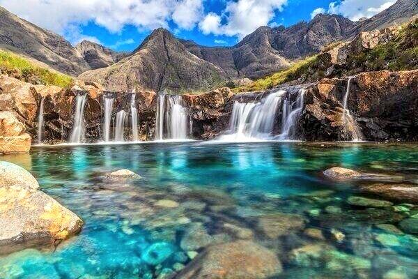 _Paisajes_'s tweet photo. ''Los lagos de Hadas'', isla de #Skye #Escocia #Scotland http://t.co/HyC1A1iiaZ