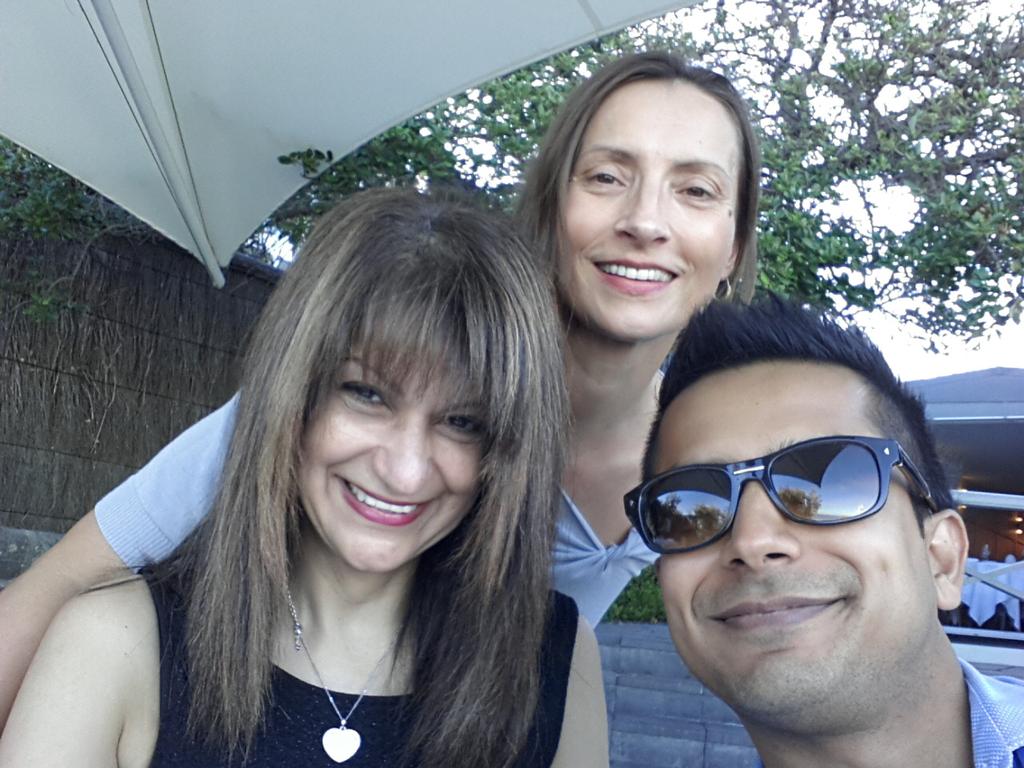 evgreenberg's tweet photo. The crew - 2014. Happy 2015 all http://t.co/pxX8OKHsvl