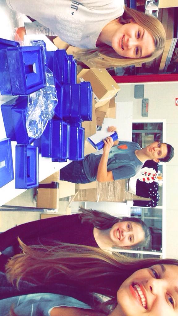 Gister hadden we weer een geweldige acties! Hier een aantal foto's!