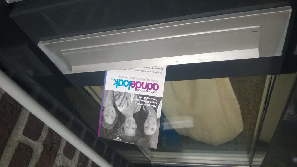 Vandaag gingen we flyeren op de terrassen in corlaer!