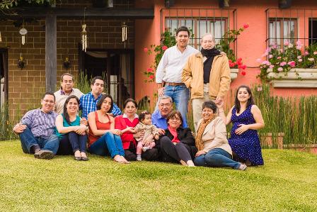 FELIZ AÑO A LA FAMILIA DEL DEPORTE ..DOY GRACIAS A DIOS POR EL DON DE VIDA