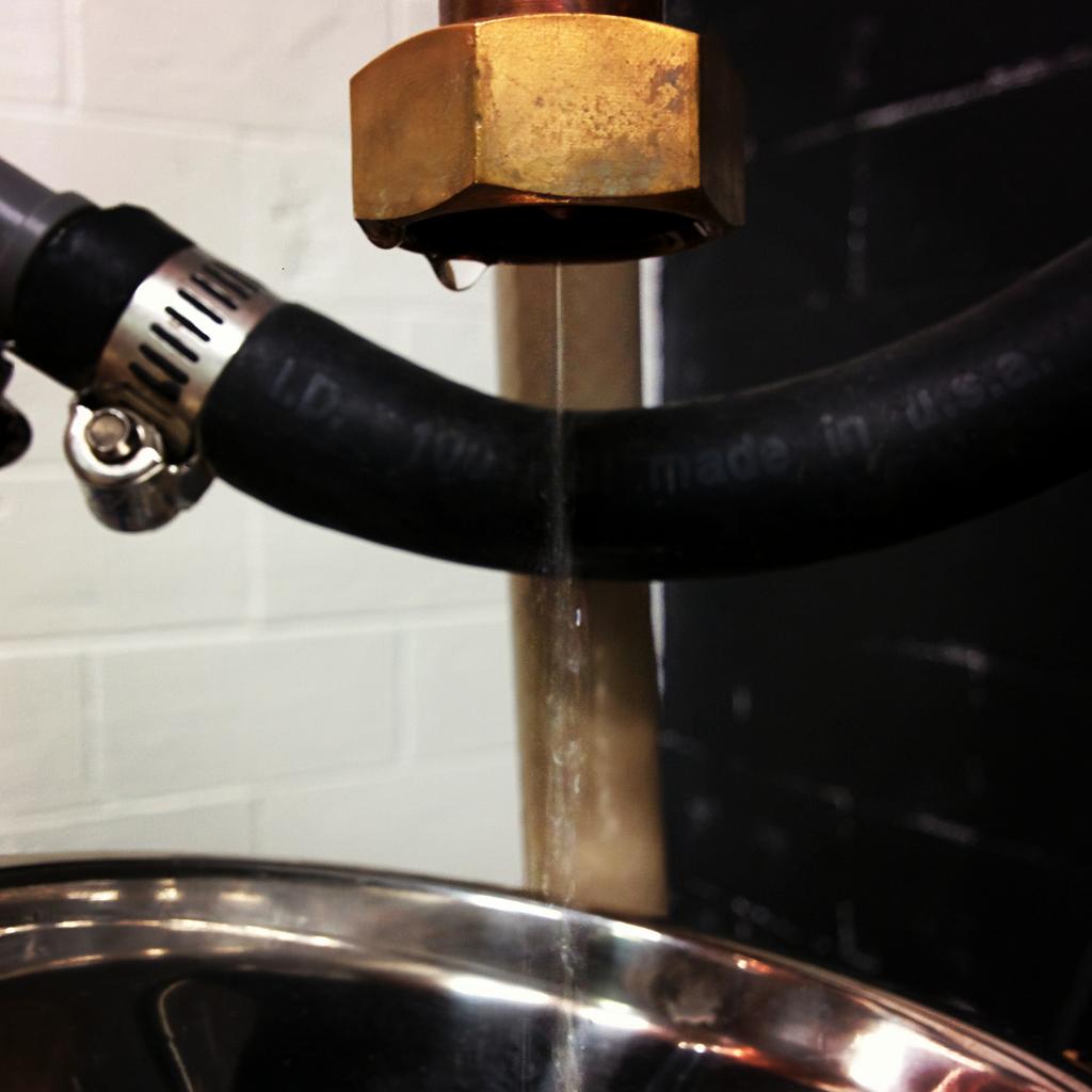 RichardSOV's tweet image. Hey @SOVjames forget the gallon-a-minute bourbon distilleries, our baby is going pretty hard! #justsmallbatchthings