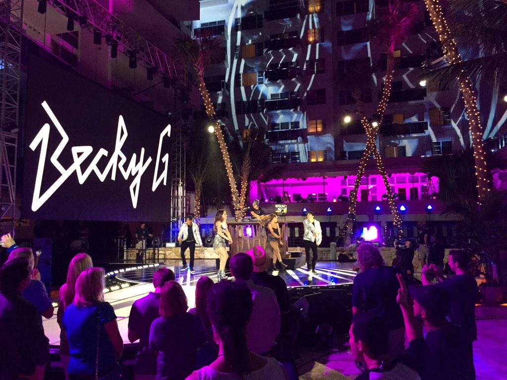 pitbull's tweet photo. Oh boy @iambeckyg getting ready #PitbullNYE @FOXTV http://t.co/525A8wHCLu