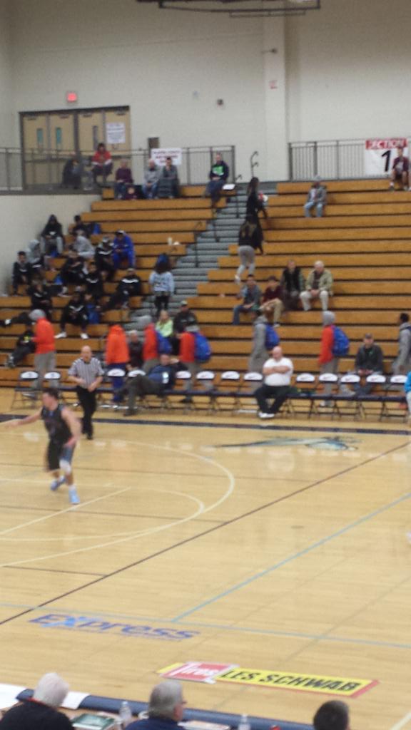 SNunez22's tweet photo. @JCrossover look who just walked in!? #Beachboys #206 #LSInvitational http://t.co/0PHacmkeUU