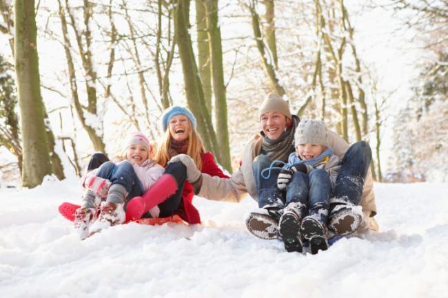 Llevadoresdp's tweet photo. RT @bebesymas: Deportes de nieve con niños: consejos para disfrutar sin riesgos http://t.co/HRsHGhQ0eq http://t.co/PaBJkmdDEs