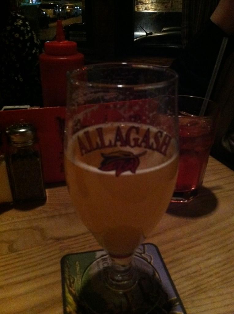 mikeyintheusa's tweet image. Mmmmmmmmmmm... beer #drinkingit