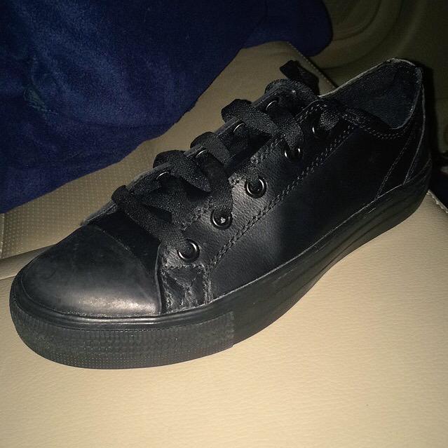 lauren_londeen's tweet photo. @abbilbird I like ur kicks!!!!!!! #tredsafe http://t.co/3lc71YFpBl