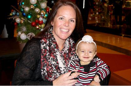LurieChildrens's tweet photo. During this season of giving,read how one woman’s selfless gift saved her best friend’s baby: http://t.co/1FBxYOvfjZ. http://t.co/s51ct0UokA