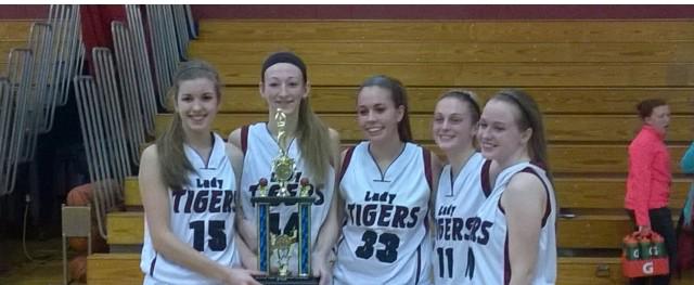 EJStudentSec's tweet photo. Congrats to the girls on winning their Christmas tournament!!! Get ready to cheer them on the 5th. #BEACHTHEME 🌴☀️🌊 http://t.co/Gg0YbLhieM