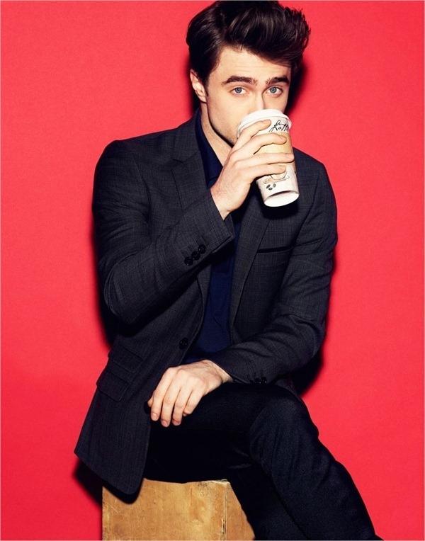 PotterDelight's tweet photo. Surely don't need my glasses anymore. http://t.co/FzKsaegZ0A