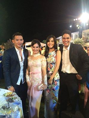 MiChellavers's tweet photo. @michellalemieux with @rezkyadityaa &amp; others ::)) http://t.co/OW6j2f0C6x