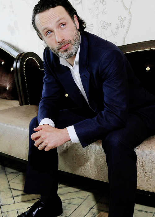 walkerbait20's tweet photo. bae is to fine. http://t.co/1eFsUfW6YK