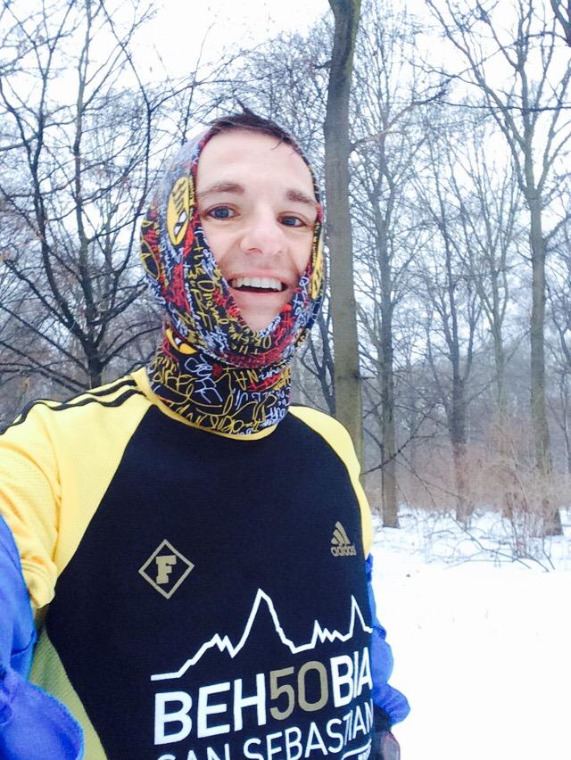Mejic32's tweet photo. Behobianos por #Berlin feliz 2015 !!! @BSS_Fortuna #bss50 http://t.co/Xg83Rqz1v2
