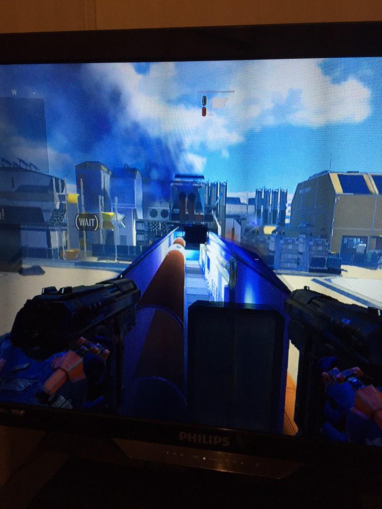 ThorMicro's tweet image. Just chilling outside solar. I'm at the base of the light tower