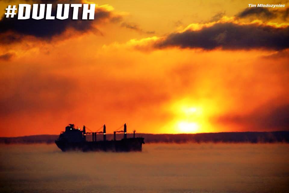 DanielFanning's tweet photo. Duluth is the best! RT@GMA: Congrats to winner of #GMABestPhoto Contest: Tim Mlodozyniec, #Duluth! Nearly 13k votes http://t.co/petCgJ1D3W
