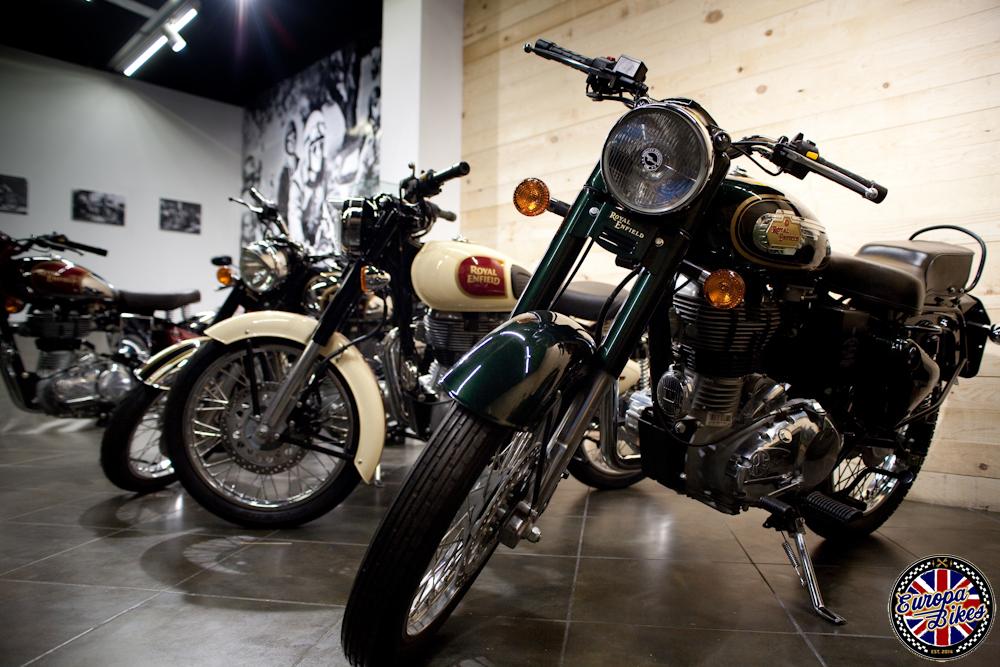 2014EUROPABIKES's tweet photo. @2014EUROPABIKES Te invita a jornadas DEMO @royalenfield, @mashmotorses 07/01, pide tu cita vendes@europabikes.com http://t.co/pU7f9qQzun