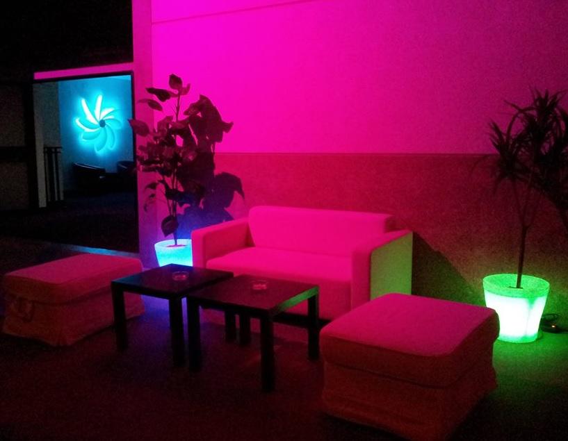 ¡Feliz Año Nuevo!
Reserva mesa en <a href="/DiscotecaKarma/">Discoteca Karma</a>. Tel. 615016840
#EntradaGratis Copas a 3, 5 o 6 € según marcas.