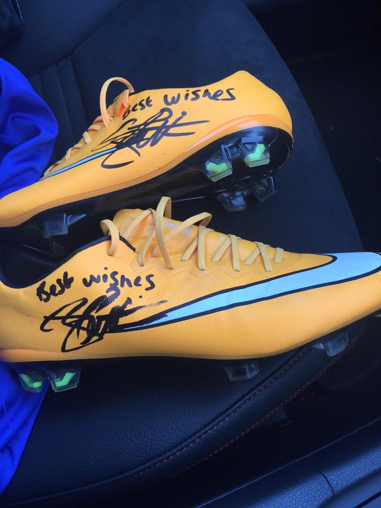 Giving away these signed boots. I will pick a random winner just RT