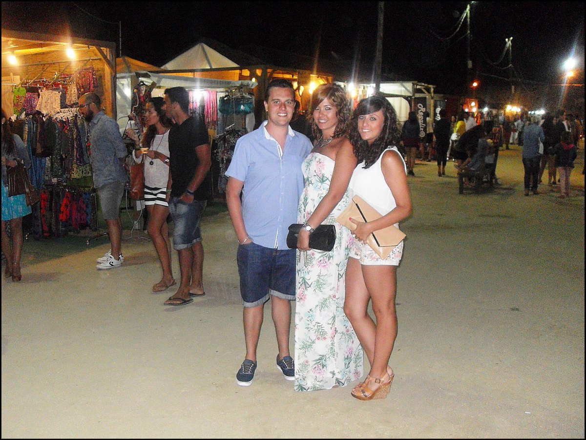 INMAMAKU's tweet photo. #LoMejorDel2014Fue @RouseMery91 @Fran4408 @ely_montesinos @SGnazaret @sanvibu @SGnazaret @Estefania_GLB Feliz año!! http://t.co/AxRhEoWKqu