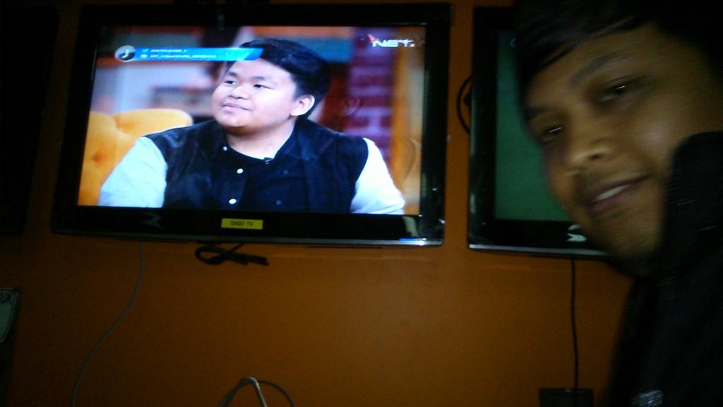 aageboi's tweet photo. Udah mirip belum nih sama kiki cjr? #NETMILIUNER_3 @netmediatama http://t.co/dXvOVOVtwl
