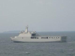 inilah Bentuk KRI Banda Aceh yg ikut membantu evakuasi AirAsia QZ8501 <a href="/iloveaceh/">Komunitas @iloveaceh</a> @BandaAcehInfo