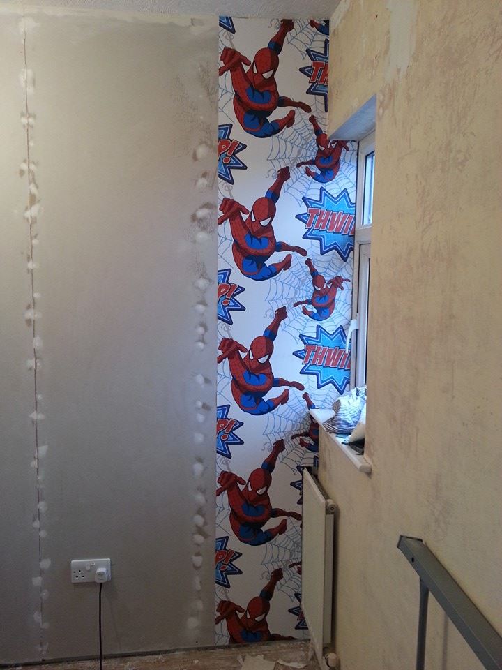 funky_fifi's tweet photo. @wallsandfloors half finished partitioning project to make kiddies own rooms! #DIYresolutions #nobudgetfordoors :O http://t.co/H2wG3X4VaC