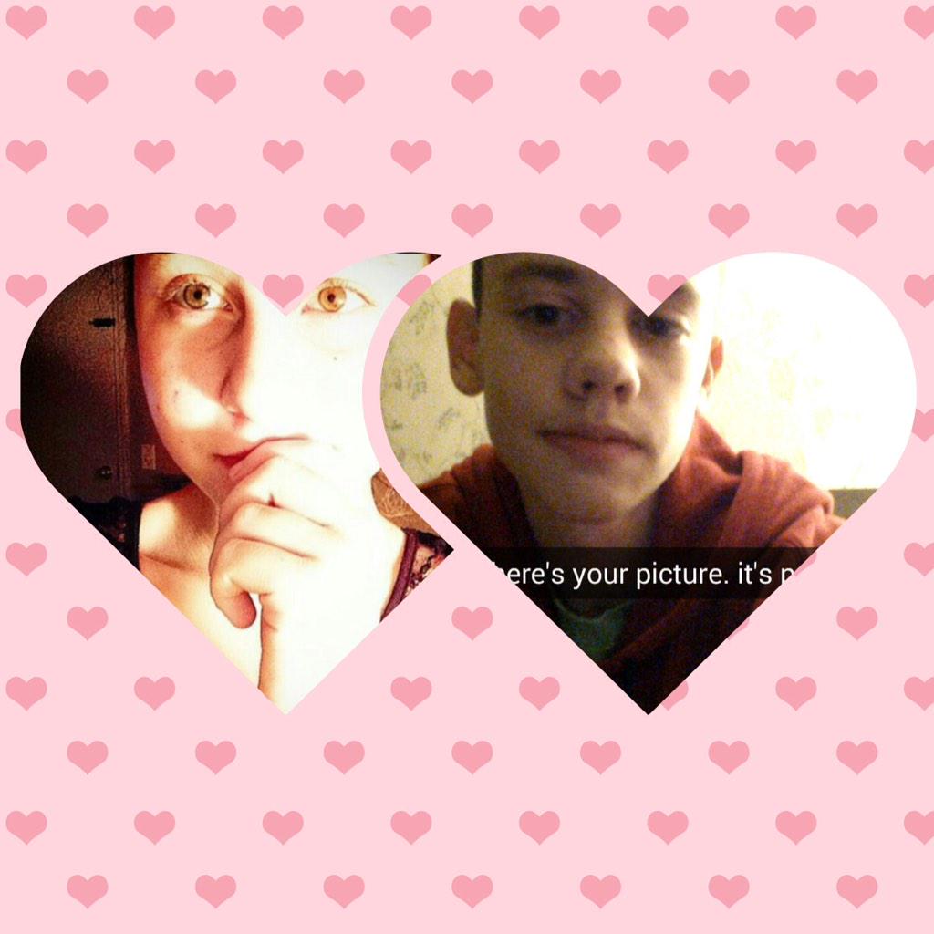 thesaucyfellow's tweet photo. #Rylea
Ryan and Emalea 4-lyfe
@maxwell_emalea @RShoelace13 http://t.co/RHviXaATQQ