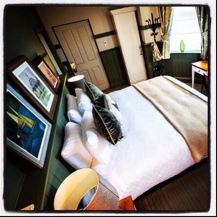 YoungsPubs's tweet photo. #WINNER announced today! #WIN 3 course meal & overnight stay a beautiful #boutquehotel @YoungsPubs #2015loading http://t.co/nFsDagpHW2