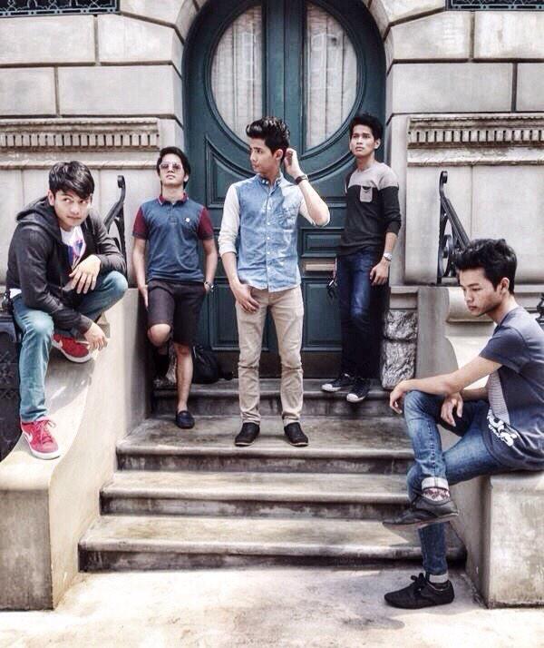 AizatAbd's tweet photo. Siapa nak jadi leader ni. http://t.co/PtACh3HMFA