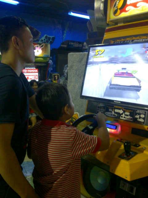 Sayang ponakan dan juga sayank sama yg motrek Cc: <a href="/DewiCarter/">Dewi</a>