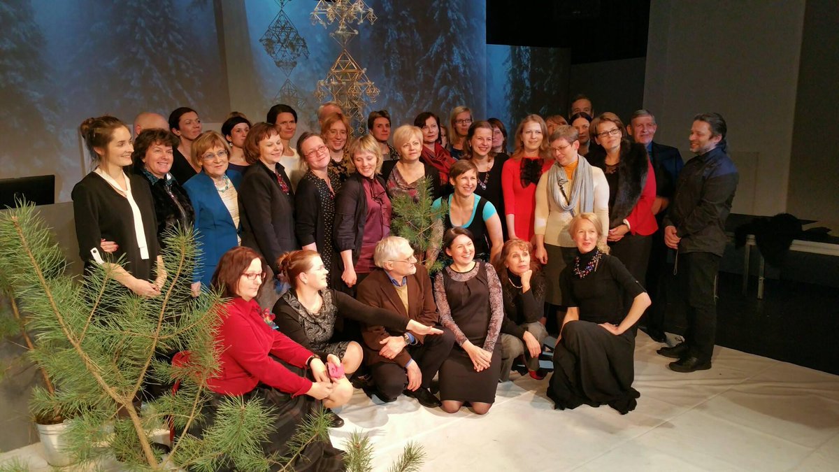 LKA komanda sveic visus Jaunajā gadā! 
Lai mums visiem kopā izdodas 2015. gadu padarīt neaizmirstamu!