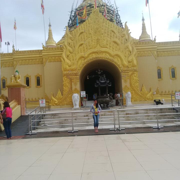 Fanianina's tweet photo. I'm at Vihara Taman Alam Lumbini in Berastagi http://t.co/edJRXeOOTE http://t.co/7mT6jTgGNl