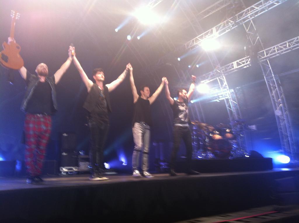 princess7bunny's tweet photo. #TheBestMemoriesOf2014 
Dublin Castle gig in September EPIC!
Croker next
#ScriptyWishes @thescript @TheScript_Danny http://t.co/s59zx9hw1a