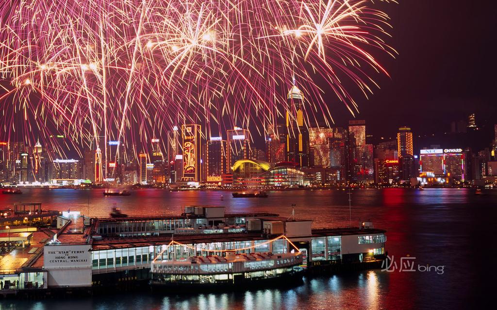 frankdeprada's tweet photo. Increible espéctaculo de luces recibe al 2015 - Foto 3 (Hong Kong) http://t.co/3G41riSpyZ