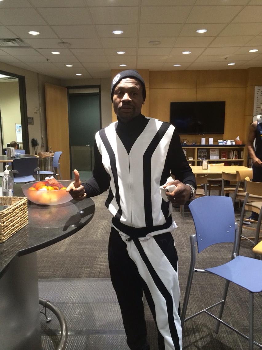 Tony Allen on Twitter: How awful is this outfit @aa000G9 http://t.co/n72EJ9TJmL” But TA rocks it."Y3 jogging I Make jogging look cool" / Twitter