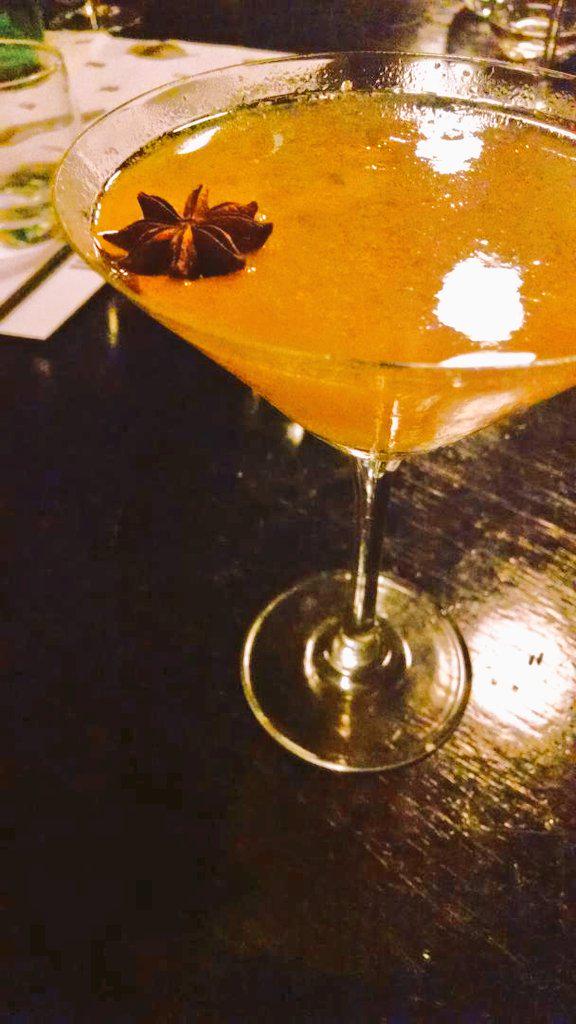 cv_josefina's tweet photo. @Grand_Moment @JamesElkin @BacardiArg el mejor trago lejos!!!! 🎉 #Bernata #Bacardi #cockteils http://t.co/e27P5ulJt7