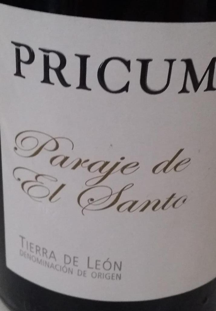 zeppelling's tweet photo. Para despedir el año bien. #BODEGASMARGON con Geni al frente. http://t.co/Wb8l1oRZod