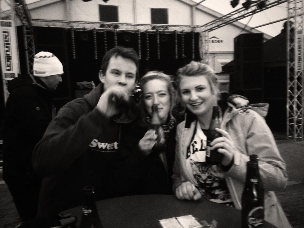 nyman_g's tweet photo. Att börja nyår med afterski är fan lyx! http://t.co/77sLC45ySN