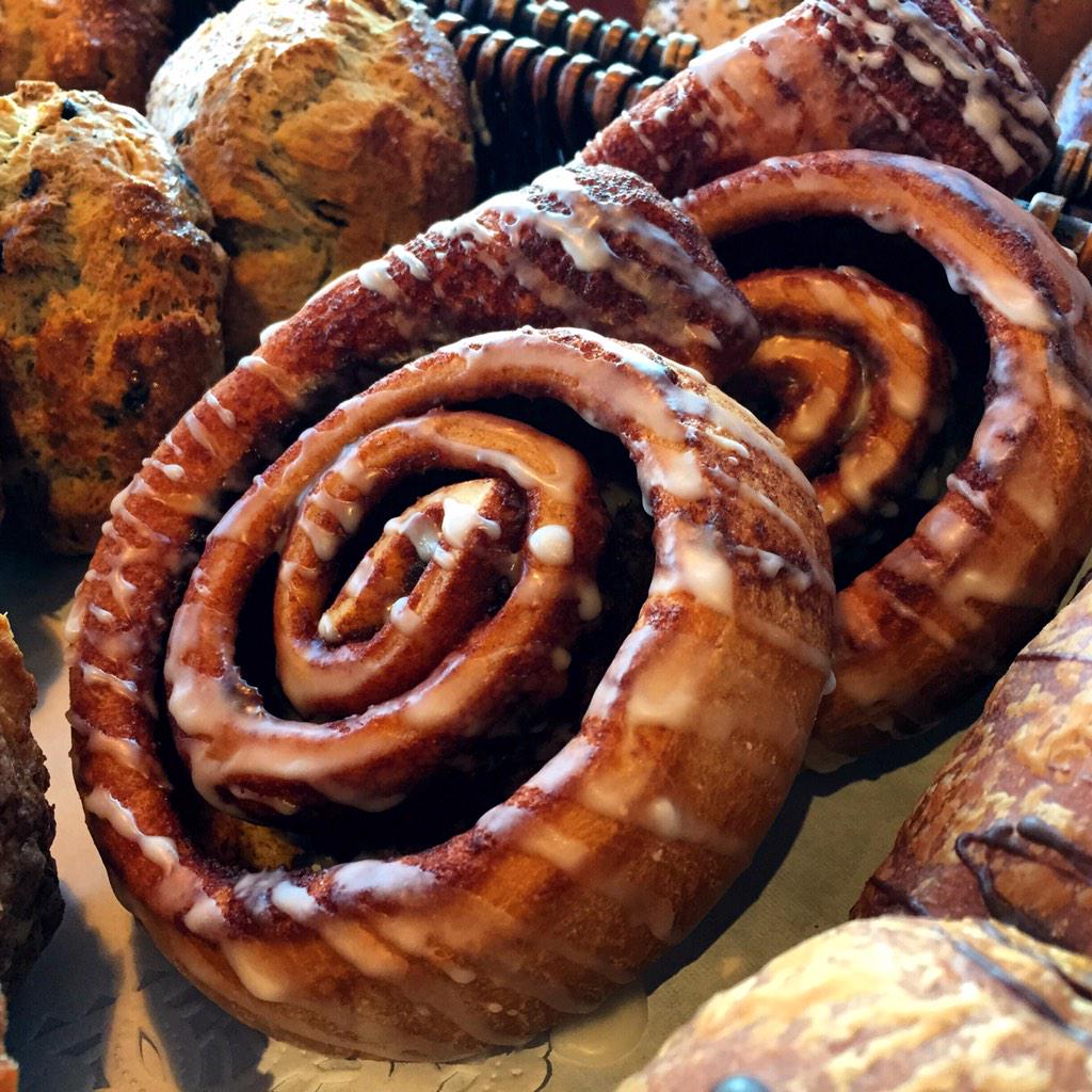 MrCrepe1's tweet photo. Our amazing home baked pastries can brighten up your last day of the year. #mrcrepe #Somerville #davissquare http://t.co/WzuPuOWZ0u