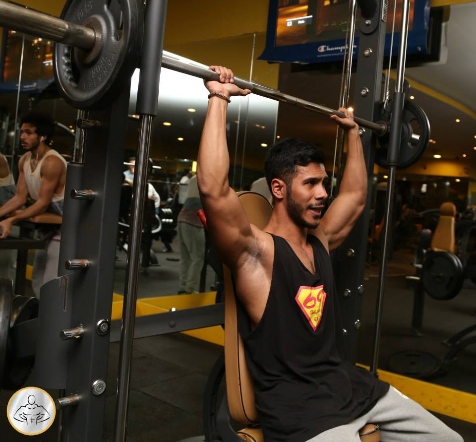 UPGym_Jeddah's tweet image. #Shoulderexercise :
1 - Using bar up 4 sets 8 reps
2- one arm by dumbbell up 4 sets 8 reps
#jeddah #workout #fit