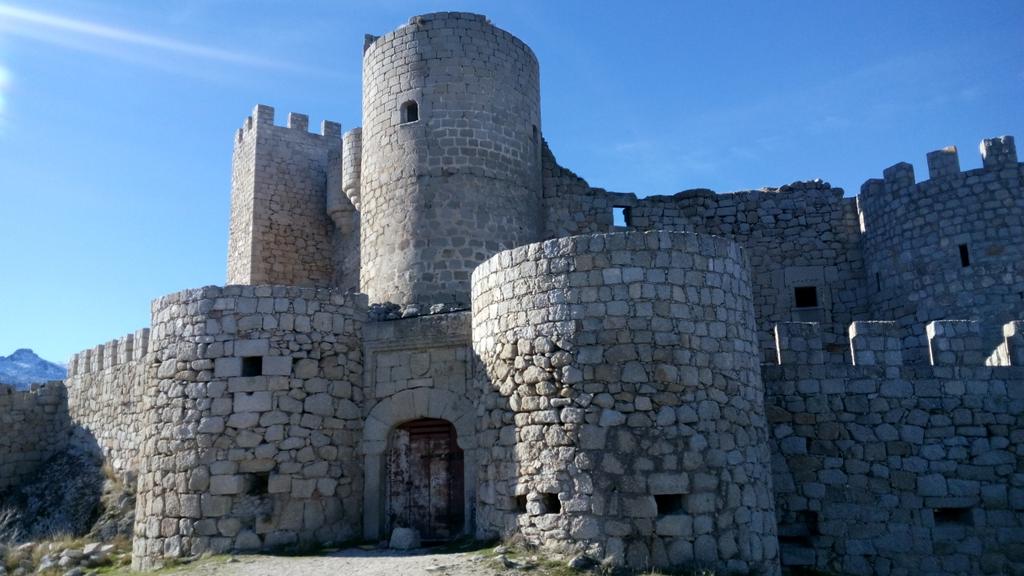 fresni13's tweet image. Nada como una subidita en #MTB al castillo d #mironcillo para despedir el año. #Feliz2015