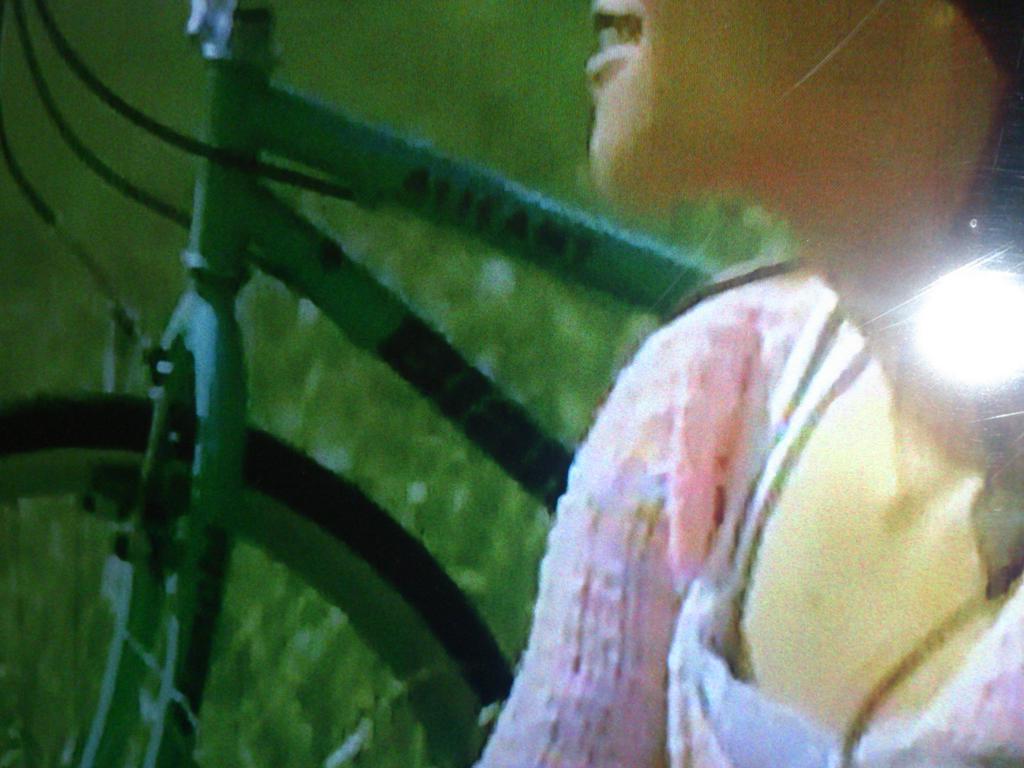 メルカ Livedamで倉木麻衣の かぜのららら を本人映像で歌うと 自転車が出てきます この自転車のメーカー Bianchiです 弱虫ペダルの荒北靖友と同じ自転車 Bianchi ビアンキ 弱虫ペダル 弱ペダ 荒北 Http T Co Qh6xbechn4 Twitter